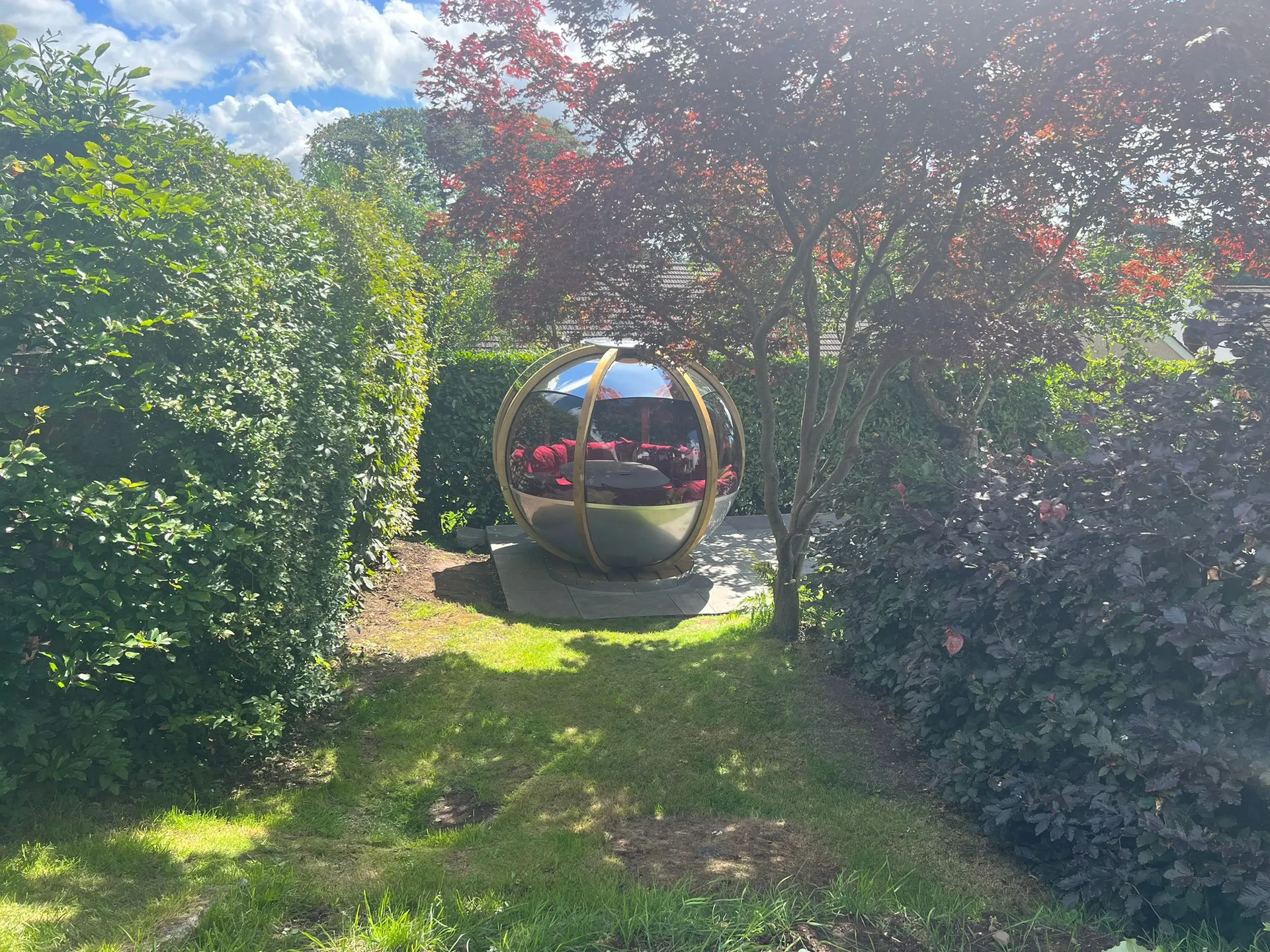 Medium Oval Pod
