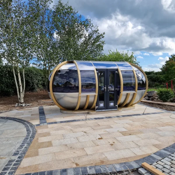Extended Oval Pod