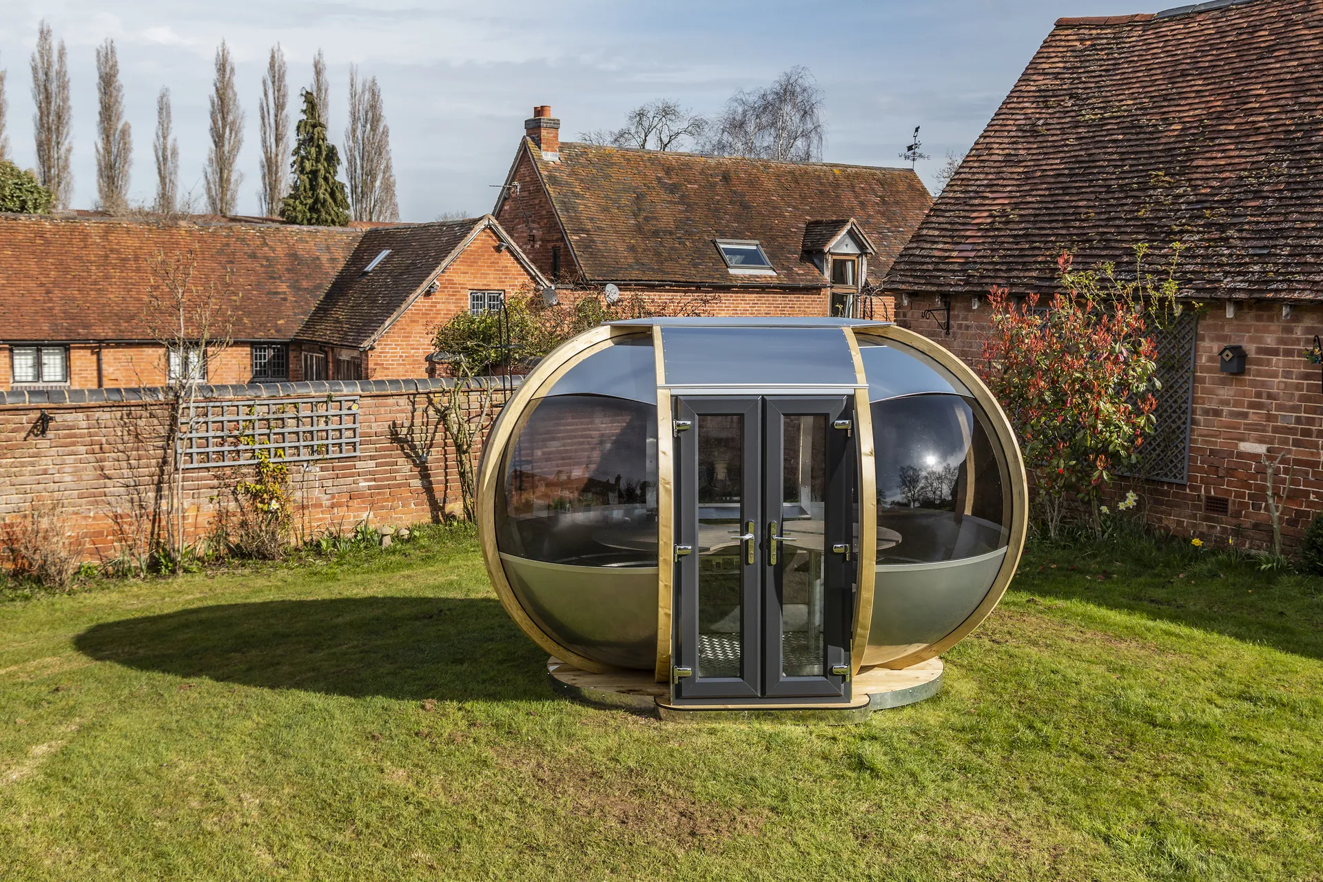 Medium Oval Pod