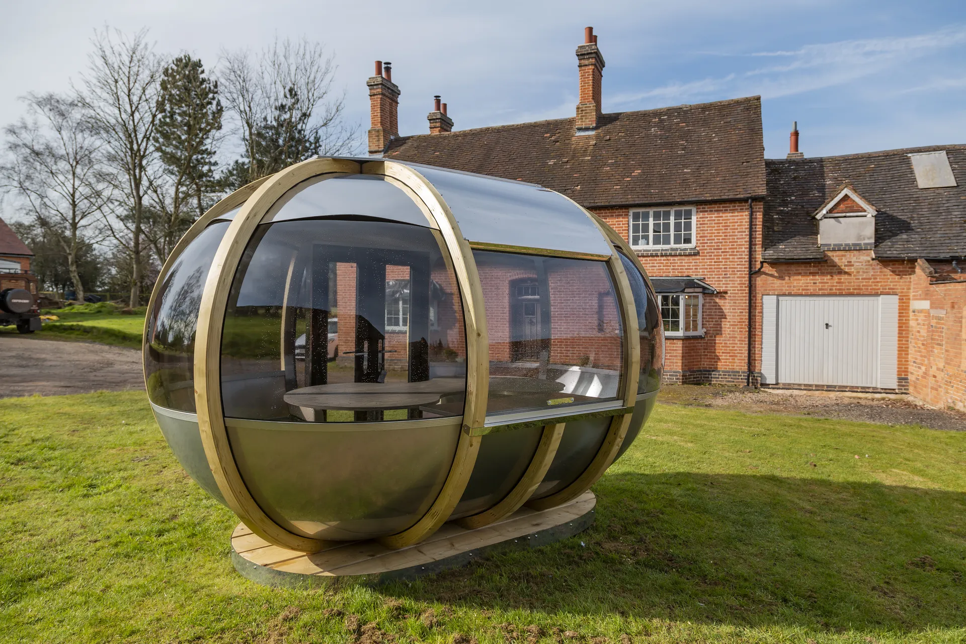 Medium Oval Pod