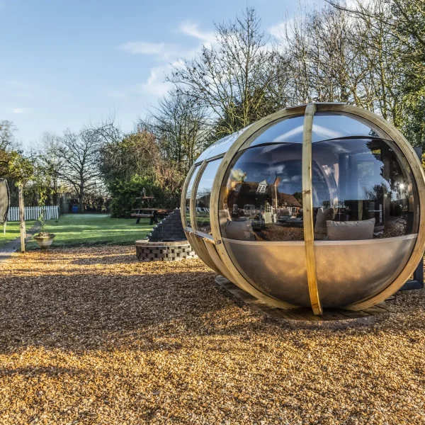 Off-Set Oval Pod